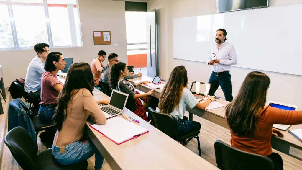 International students planning to study abroad in Canada